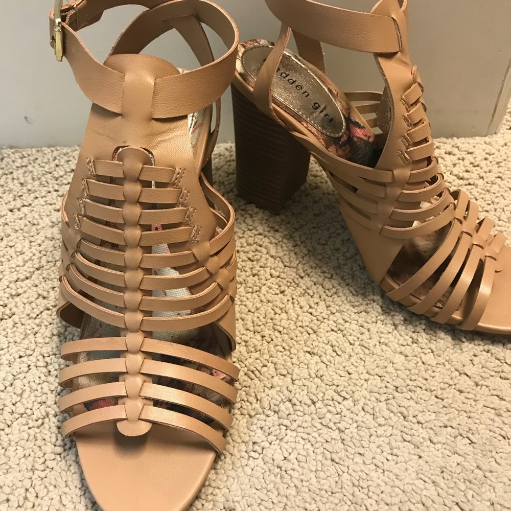 Madden girl US8